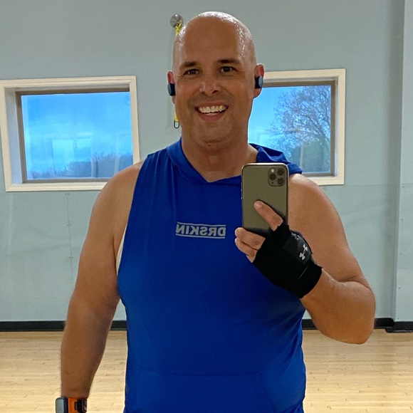 Meet your Posher, Joey - Picture 1 of 2